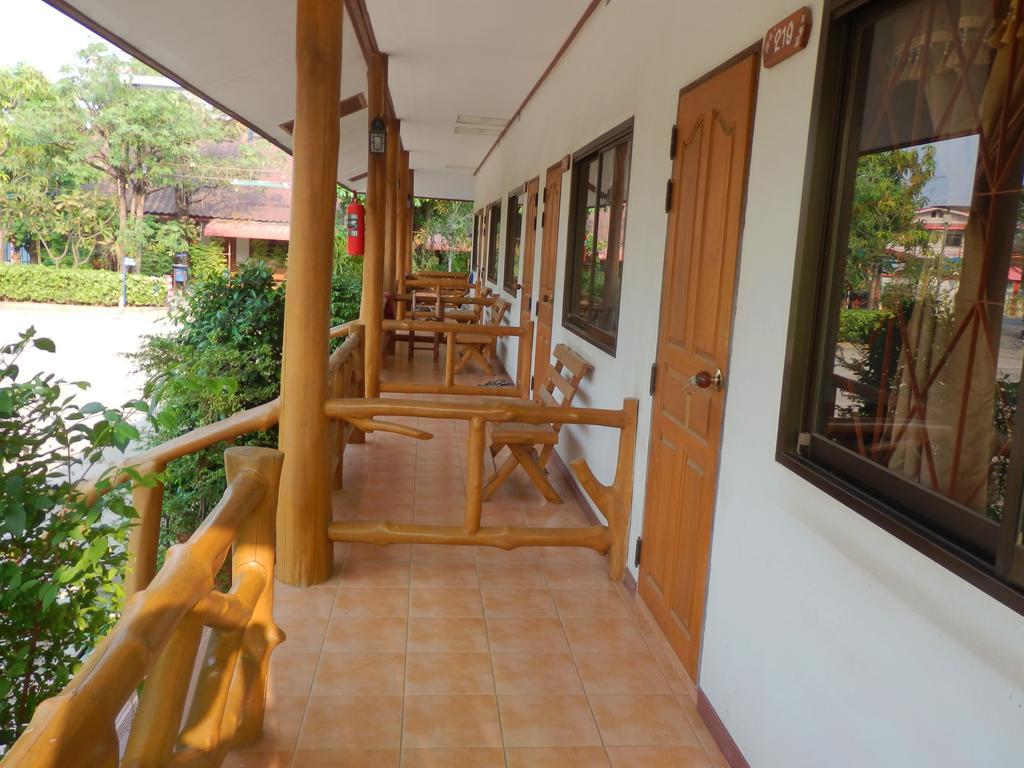 Mg Guesthouse Sukhothai Buitenkant foto