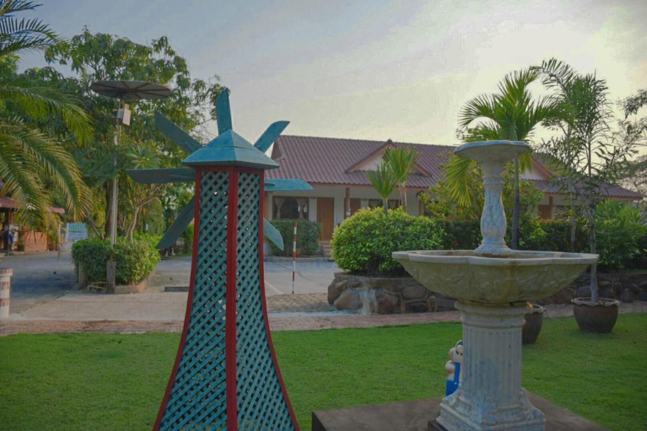 Mg Guesthouse Sukhothai Buitenkant foto