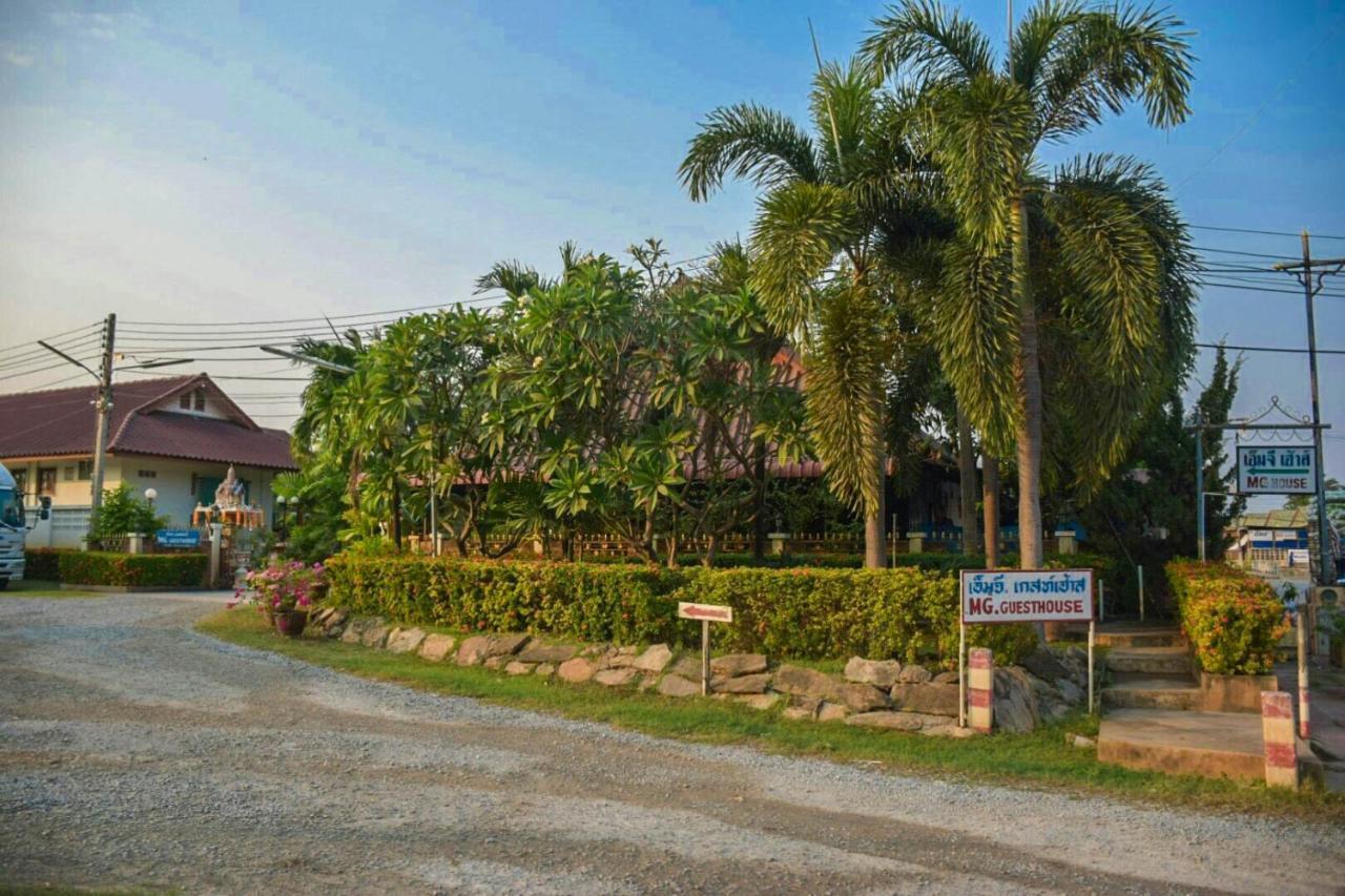 Mg Guesthouse Sukhothai Buitenkant foto