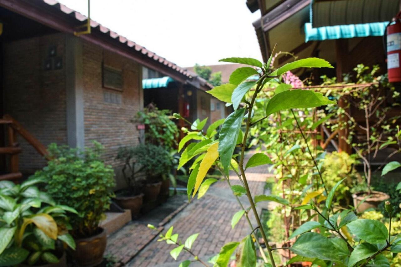 Mg Guesthouse Sukhothai Buitenkant foto